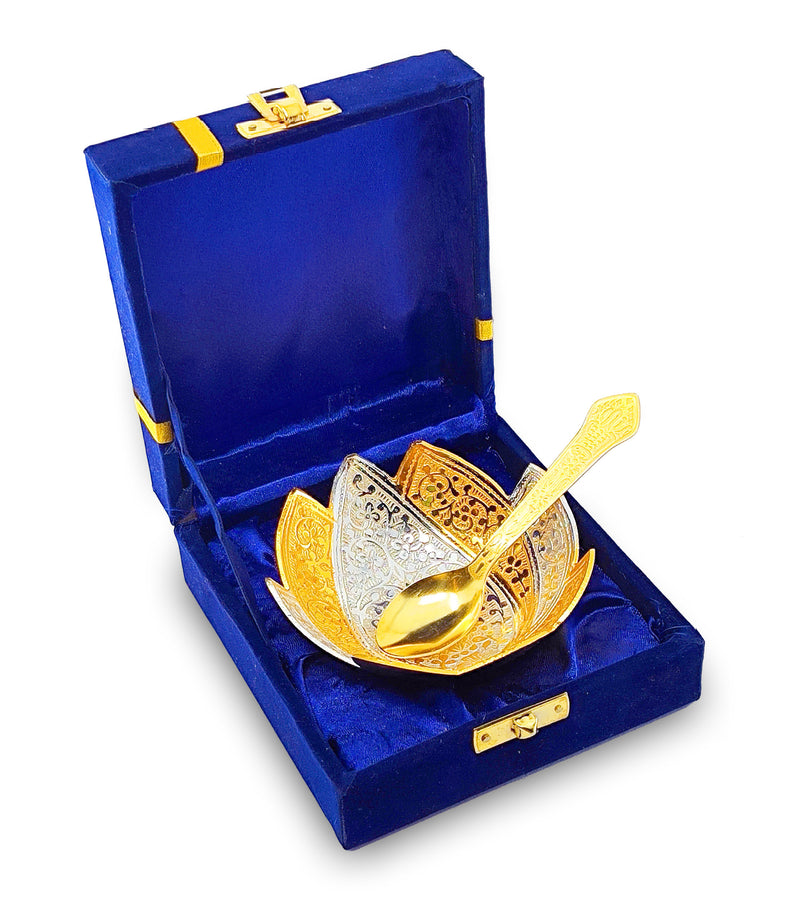 NOBILITY Bowl Spoon Set Gold and Silver Plated Leaf Shaped Designed with Velvet Box Dry Fruit Dessert Serving Sets Friends Family Home Decorative Corporate Gifts Wedding Return Gift