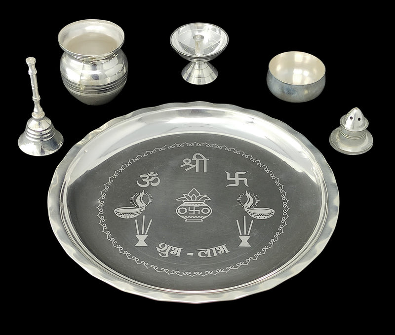 NOBILITY Silver Plated Pooja thali Set 7 Inch Plate Glash Spoon Diya Kumkum Stand Bowl Agarbatti Stand Daily Puja Thali for Diwali, Home, Temple, Office, Wedding Return Gift Items